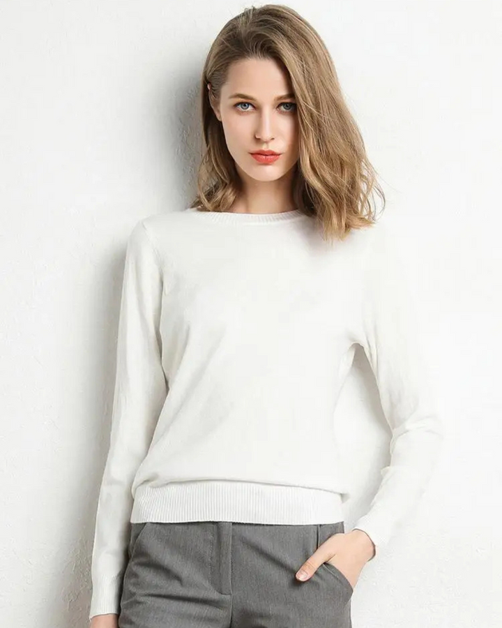 Karen | Minimalistisk finstrikket sweater - komfort og stil til kvinder