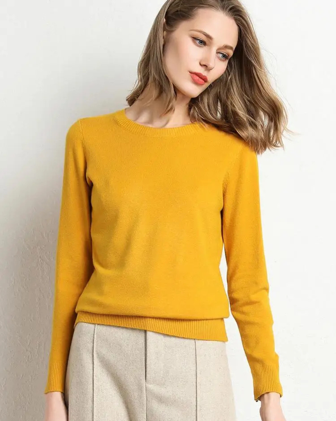 Karen | Minimalistisk finstrikket sweater - komfort og stil til kvinder